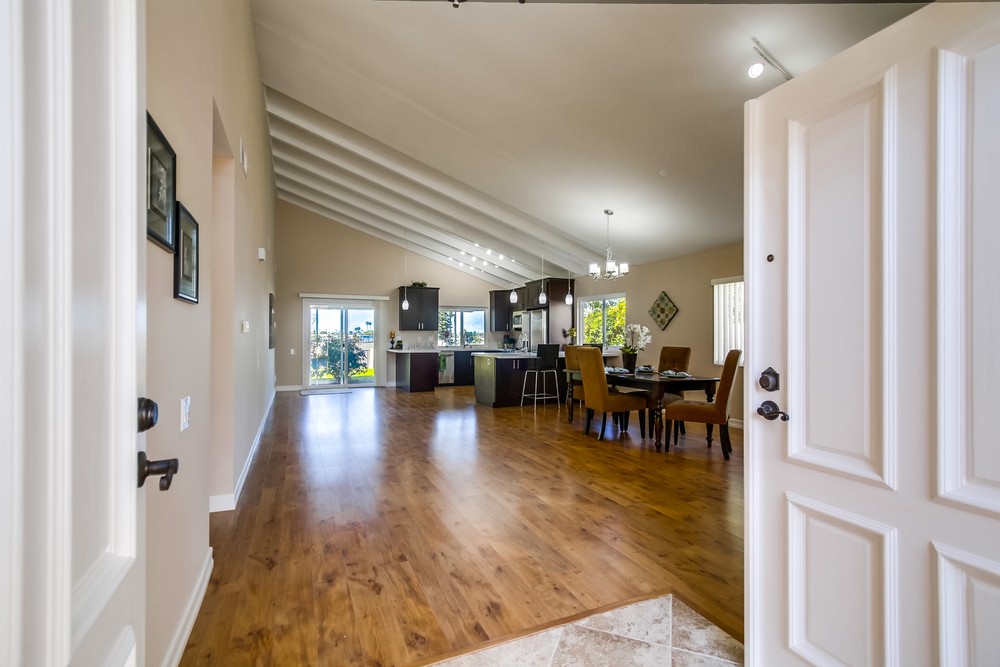 Virtual tour photo 10 of 65 for 7472 Gorge View Terrace