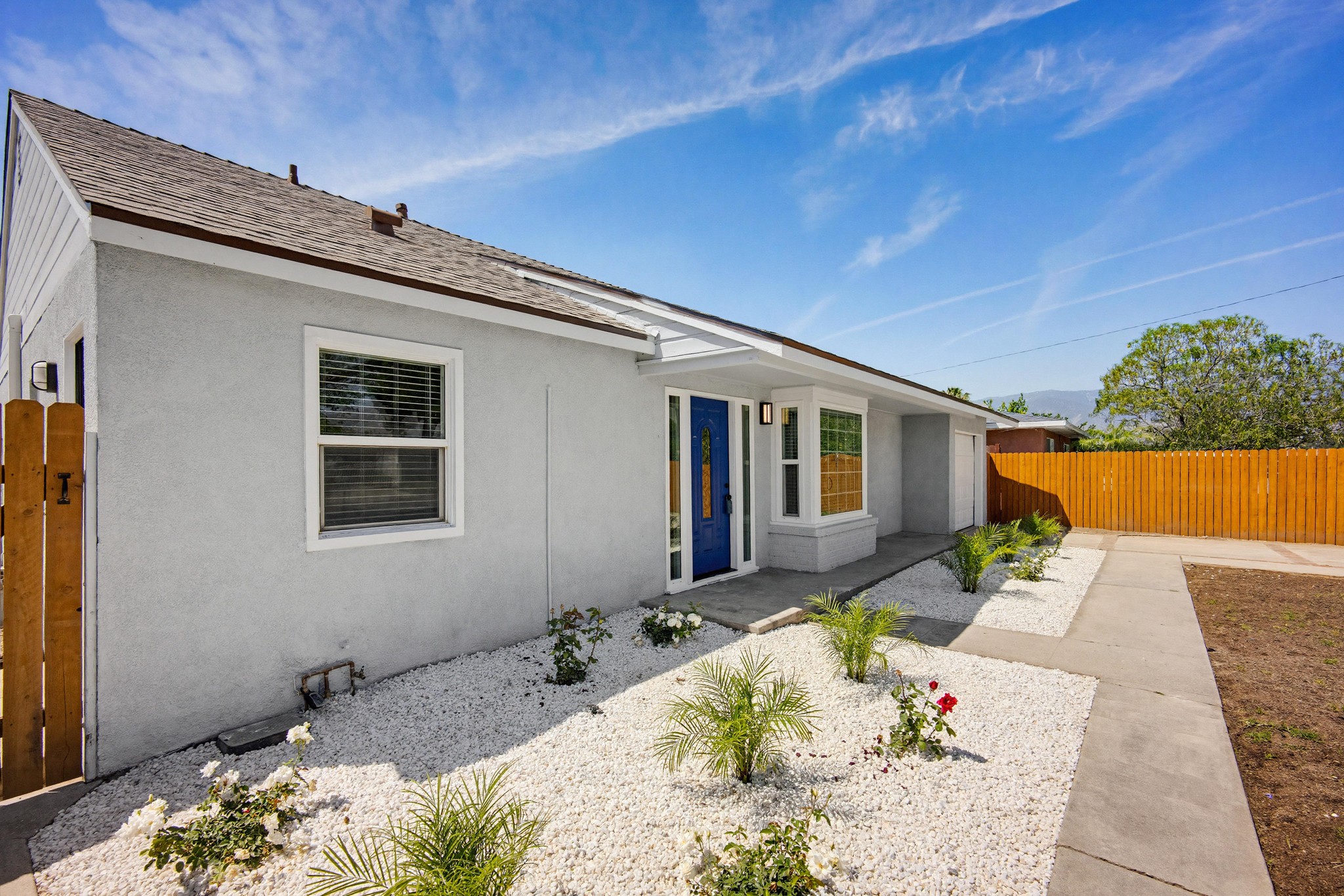 Virtual tour photo 7 of 39 for 7474 Elmwood Rd