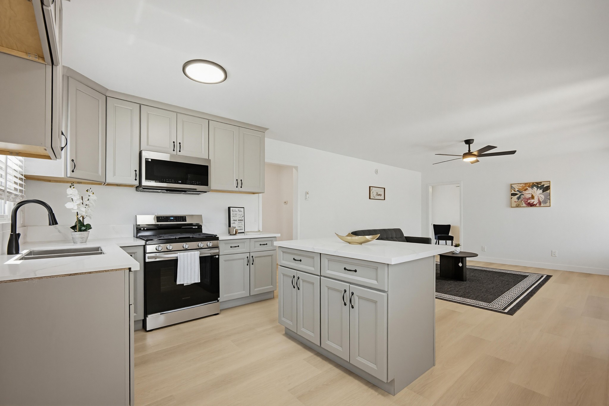 Virtual tour photo 17 of 39 for 7474 Elmwood Rd