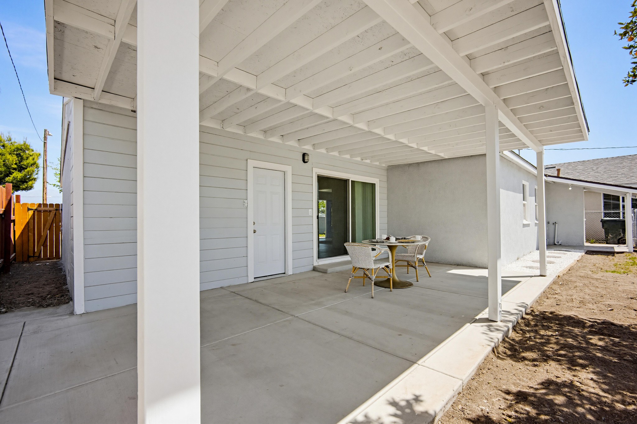 Virtual tour photo 31 of 39 for 7474 Elmwood Rd