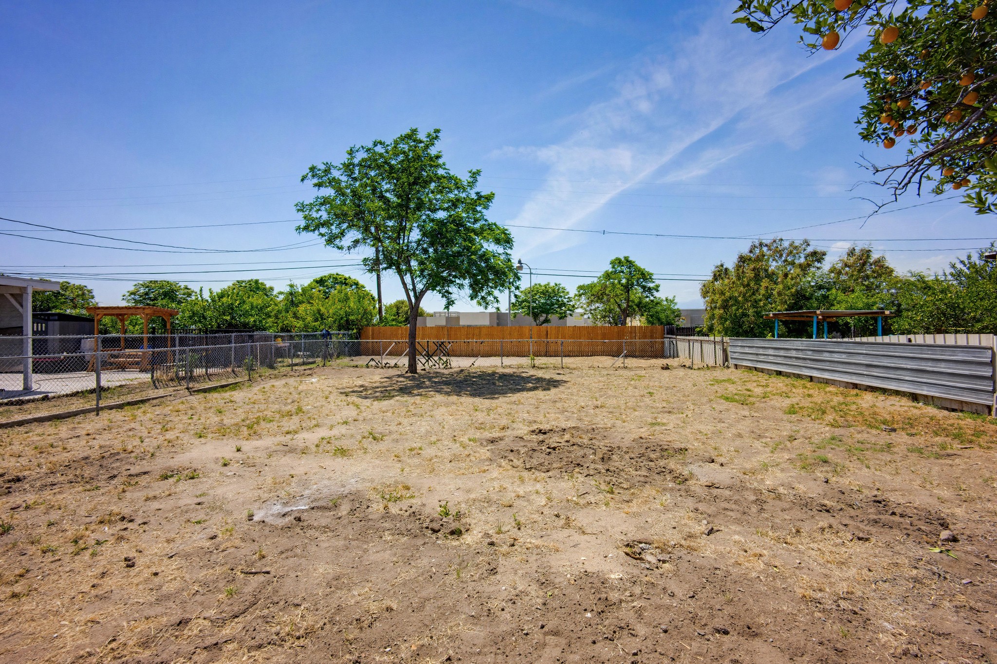 Virtual tour photo 32 of 39 for 7474 Elmwood Rd