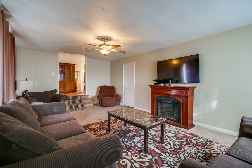 Virtual tour photo 11 of 36 for 7484 Skyline Dr