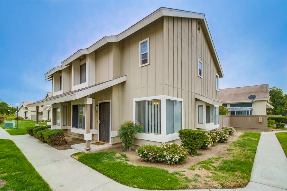 Virtual tour photo 4 of 37 for 7487 Tooma St A