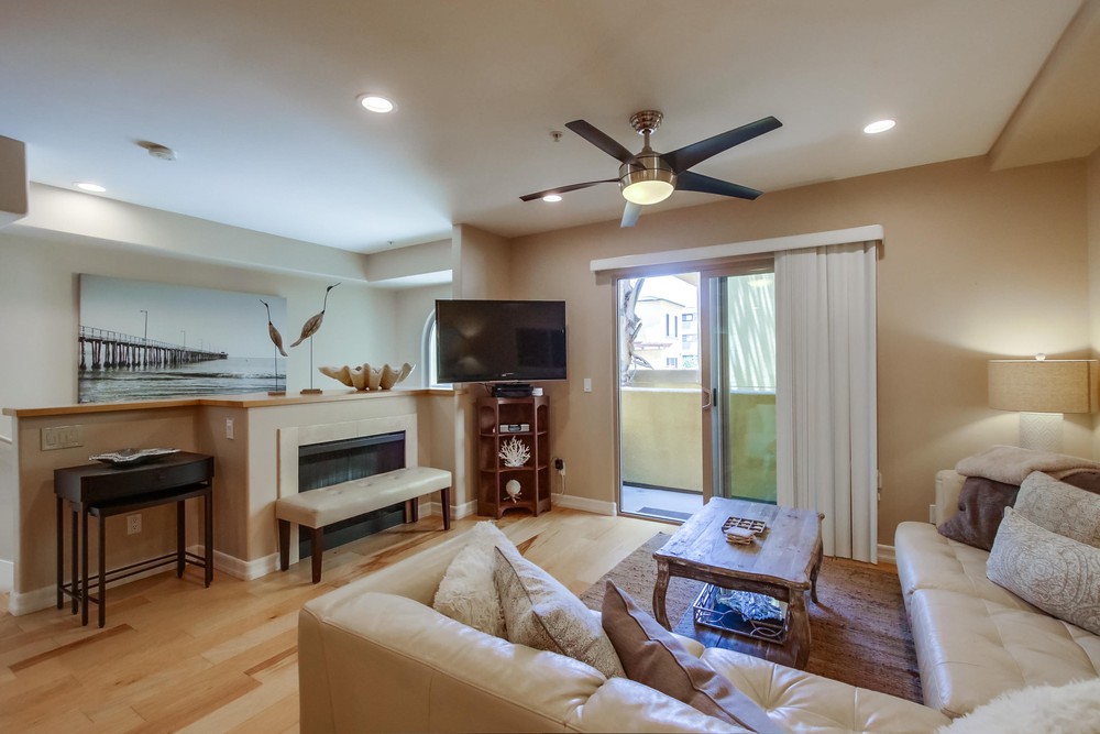 Virtual tour photo 8 of 34 for 749 Diamond St