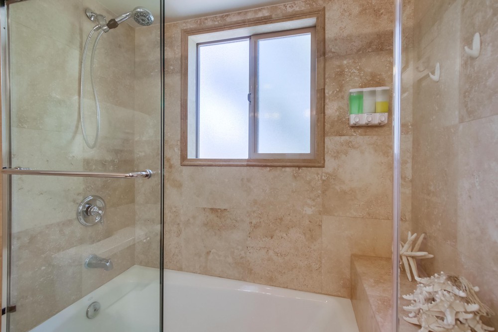 Virtual tour photo 24 of 34 for 749 Diamond St