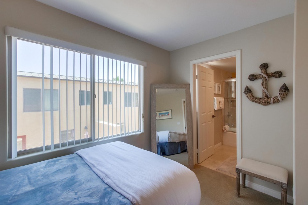 Virtual tour photo 28 of 34 for 749 Diamond St