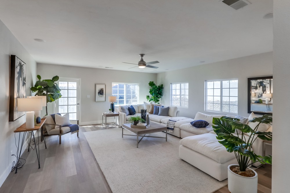 Virtual tour photo 6 of 48 for 7492 Salerno St