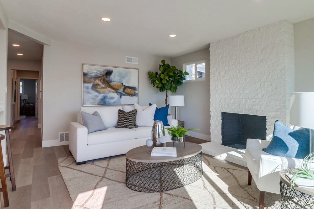 Virtual tour photo 11 of 48 for 7492 Salerno St