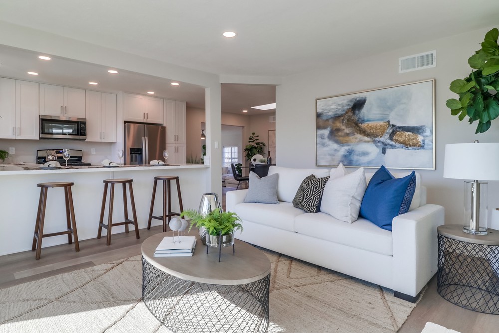 Virtual tour photo 13 of 48 for 7492 Salerno St