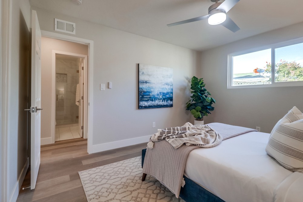 Virtual tour photo 28 of 48 for 7492 Salerno St