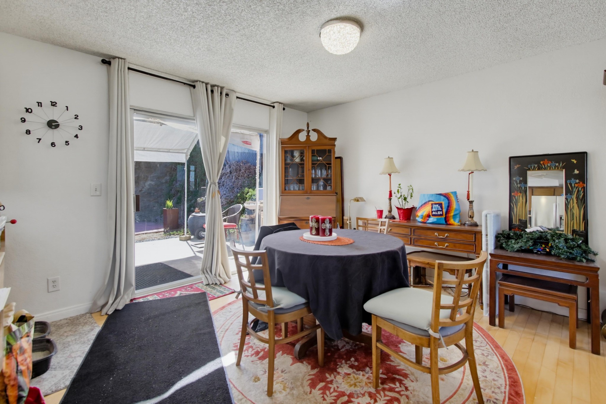 Virtual tour photo 9 of 40 for 7495 Shantung Dr