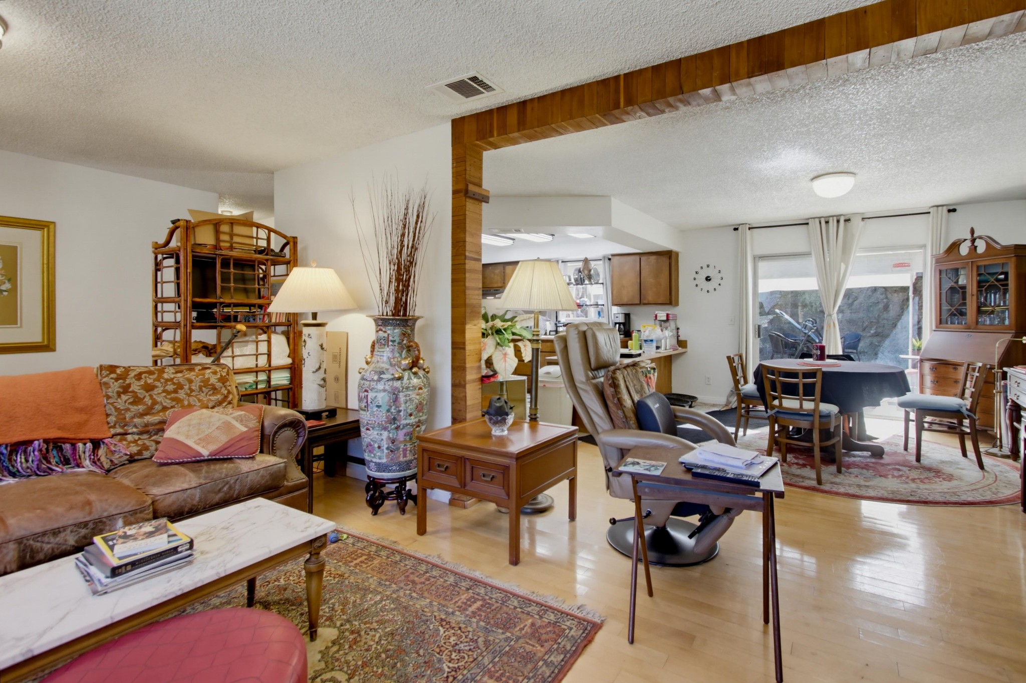 Virtual tour photo 12 of 40 for 7495 Shantung Dr
