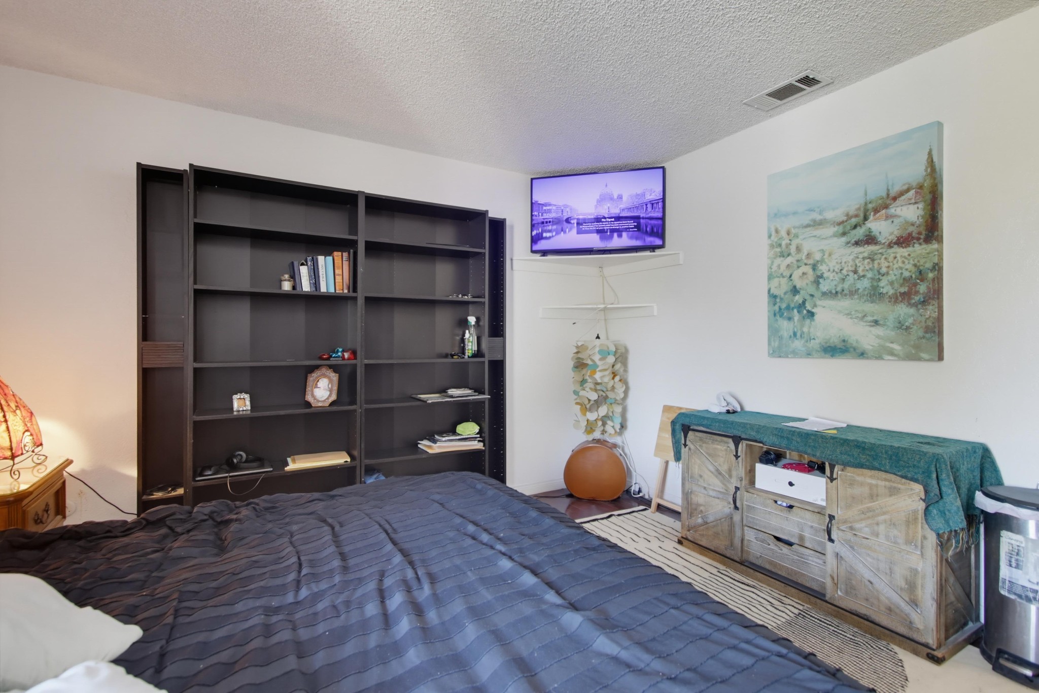 Virtual tour photo 20 of 40 for 7495 Shantung Dr
