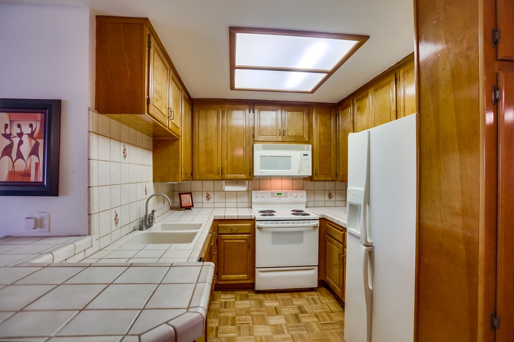 Virtual tour photo 12 of 47 for 750 State St #226