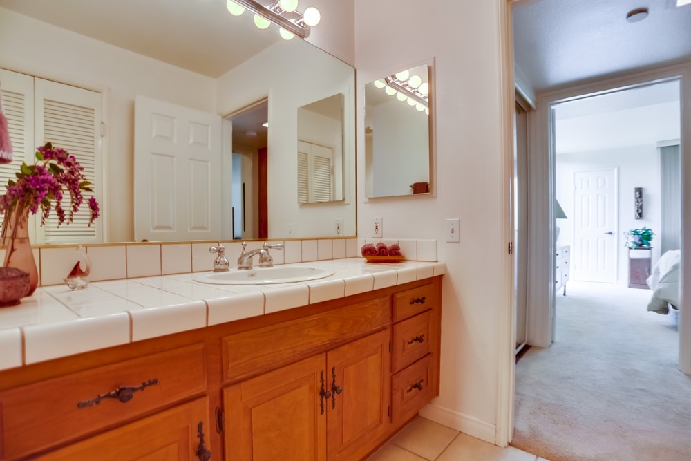 Virtual tour photo 29 of 47 for 750 State St #226