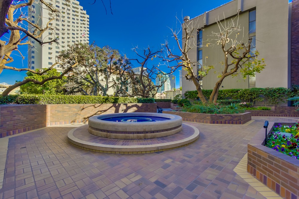 Virtual tour photo 44 of 47 for 750 State St #226