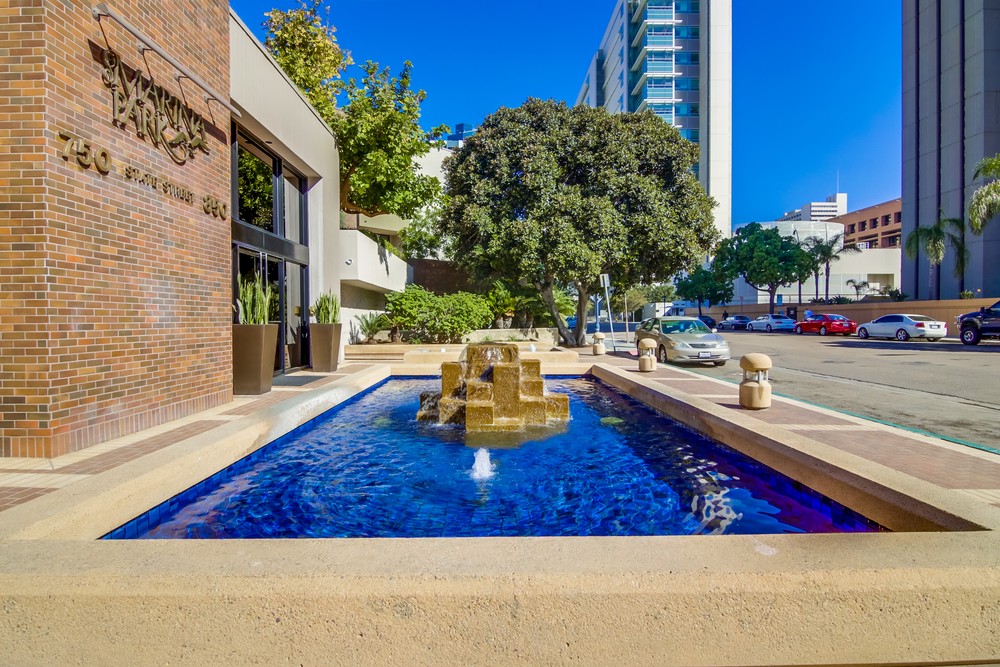 Virtual tour photo 5 of 41 for 750 State St Unit 318 