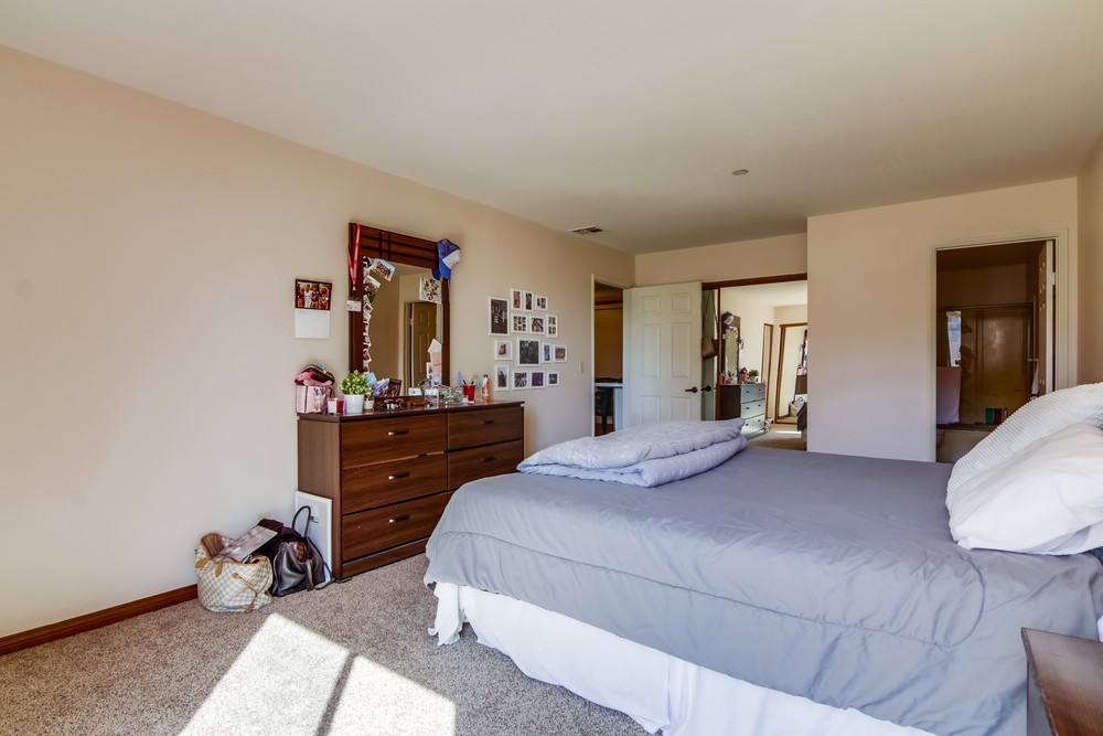 Virtual tour photo 27 of 41 for 750 State St Unit 318 
