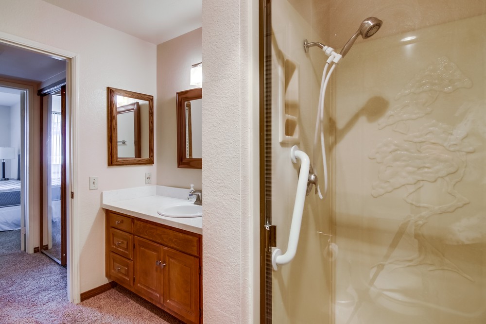 Virtual tour photo 34 of 41 for 750 State St Unit 318 