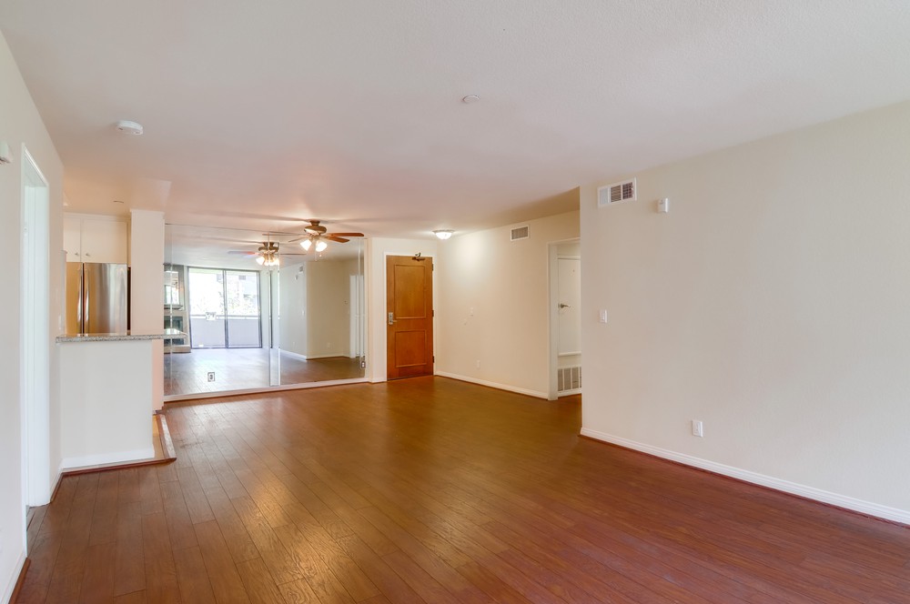 Virtual tour photo 11 of 42 for 750 State St
