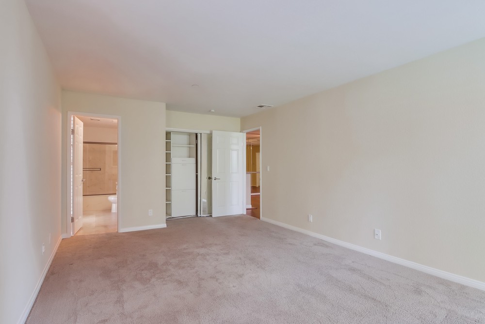 Virtual tour photo 21 of 42 for 750 State St