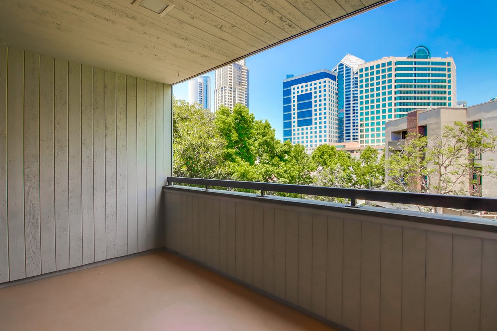 Virtual tour photo 35 of 42 for 750 State St