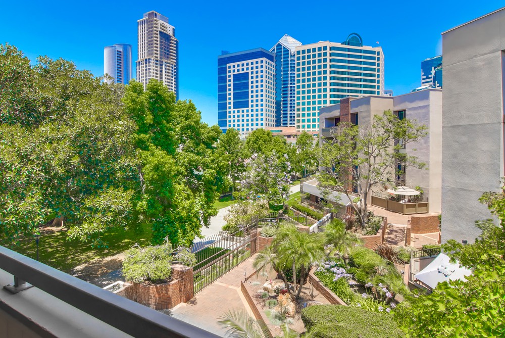 Virtual tour photo 36 of 42 for 750 State St