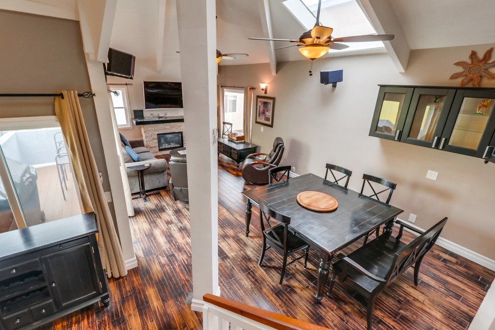 Virtual tour photo 18 of 55 for 750 York Ct