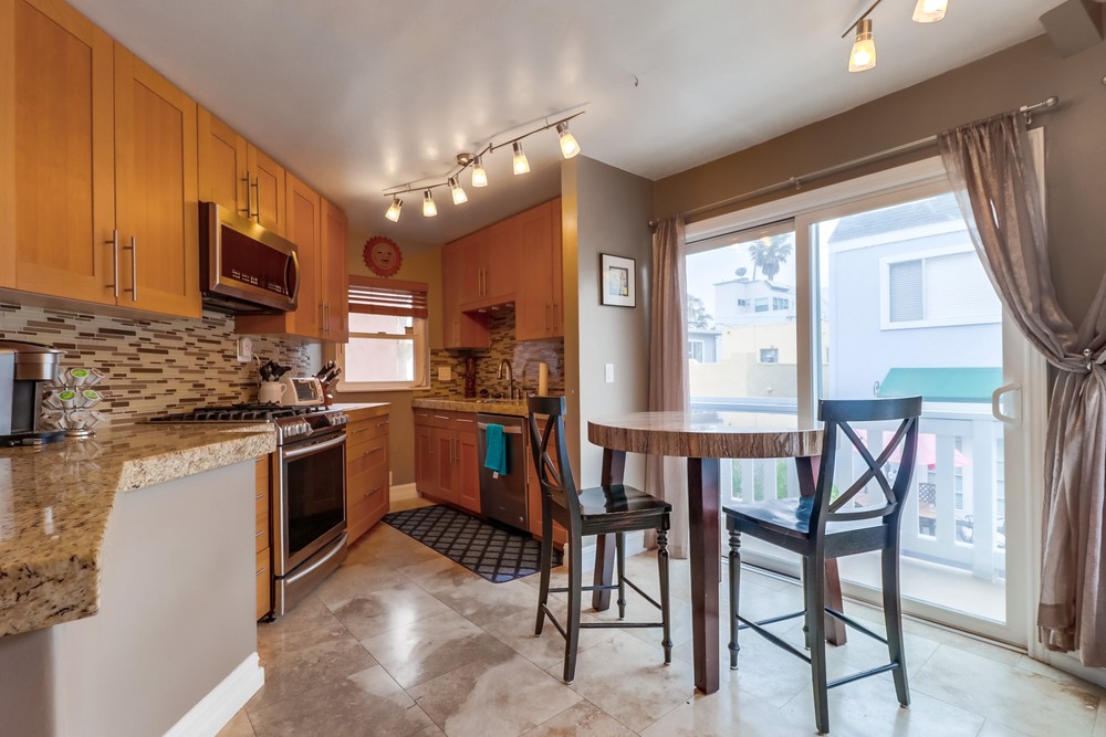 Virtual tour photo 19 of 55 for 750 York Ct