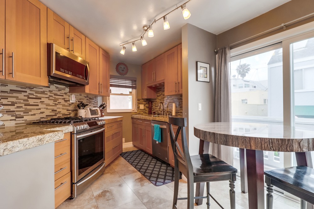 Virtual tour photo 20 of 55 for 750 York Ct