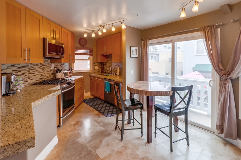 Virtual tour photo 21 of 55 for 750 York Ct