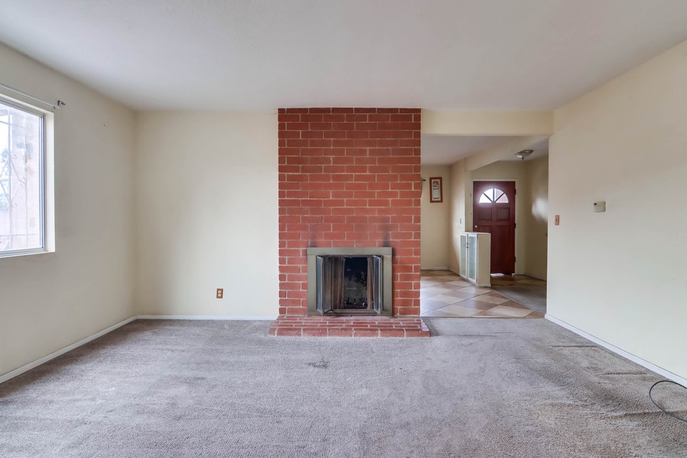 Virtual tour photo 7 of 42 for 7504 Gribble St