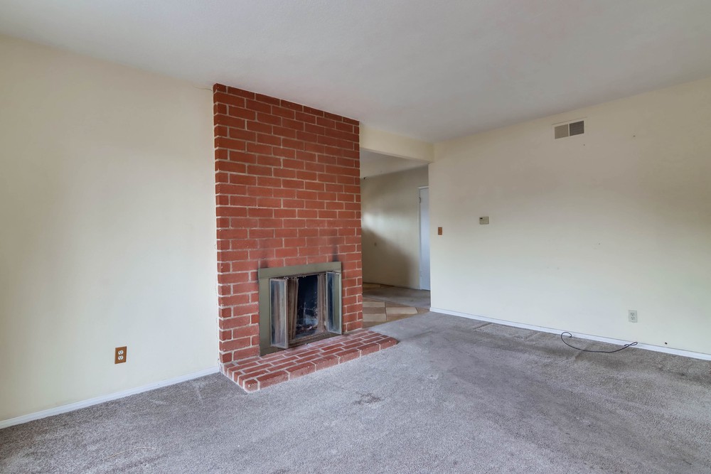 Virtual tour photo 8 of 42 for 7504 Gribble St