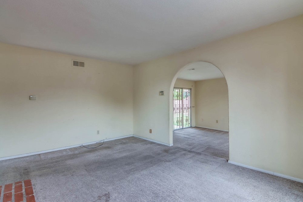 Virtual tour photo 9 of 42 for 7504 Gribble St