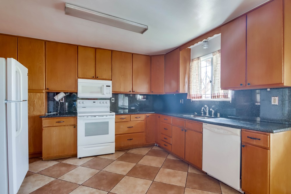 Virtual tour photo 18 of 42 for 7504 Gribble St