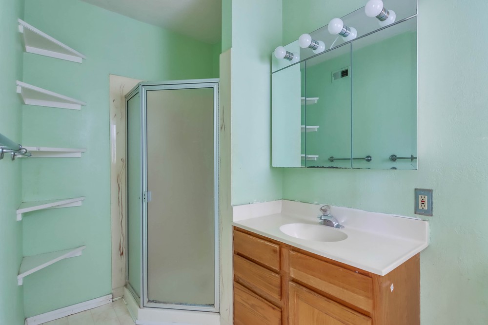 Virtual tour photo 28 of 42 for 7504 Gribble St