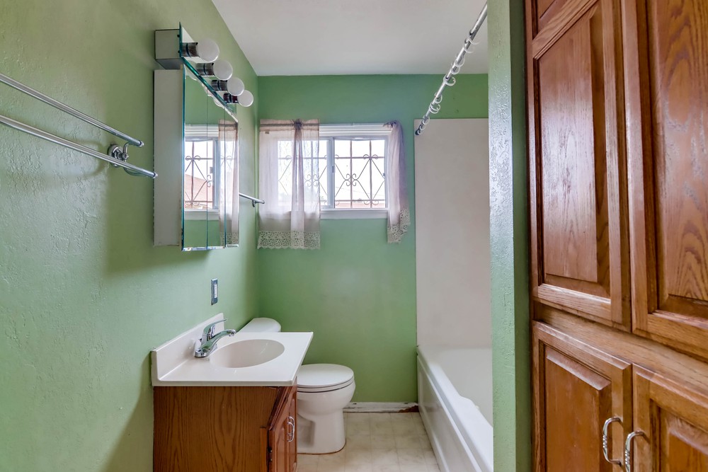 Virtual tour photo 33 of 42 for 7504 Gribble St