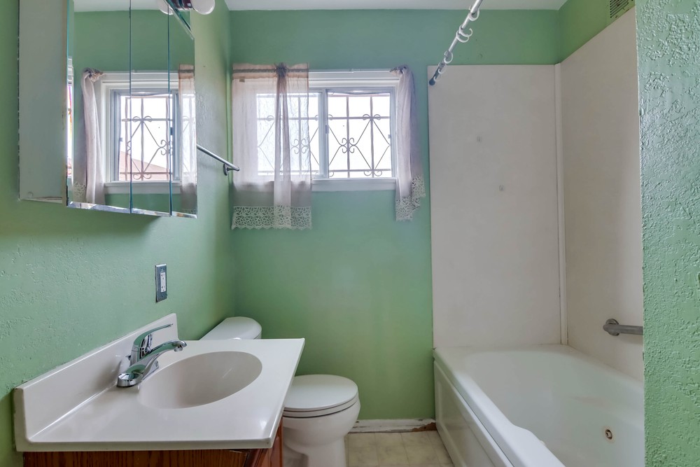 Virtual tour photo 34 of 42 for 7504 Gribble St