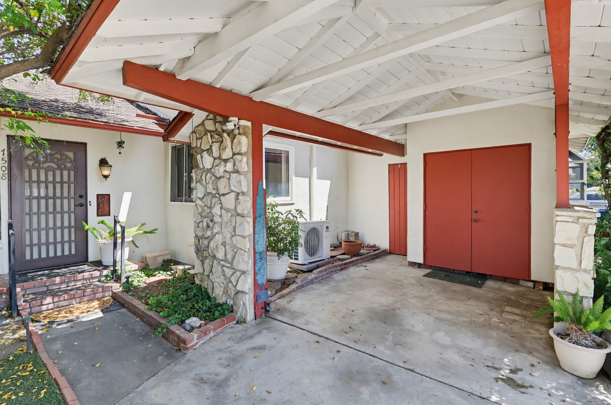 Virtual tour photo 8 of 88 for 7508 Paso Robles Ave
