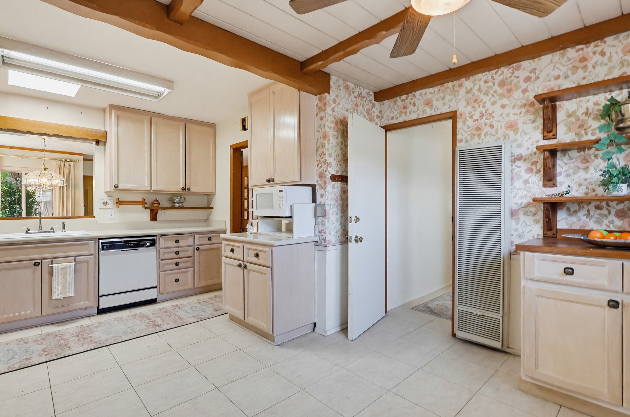 Virtual tour photo 33 of 88 for 7508 Paso Robles Ave