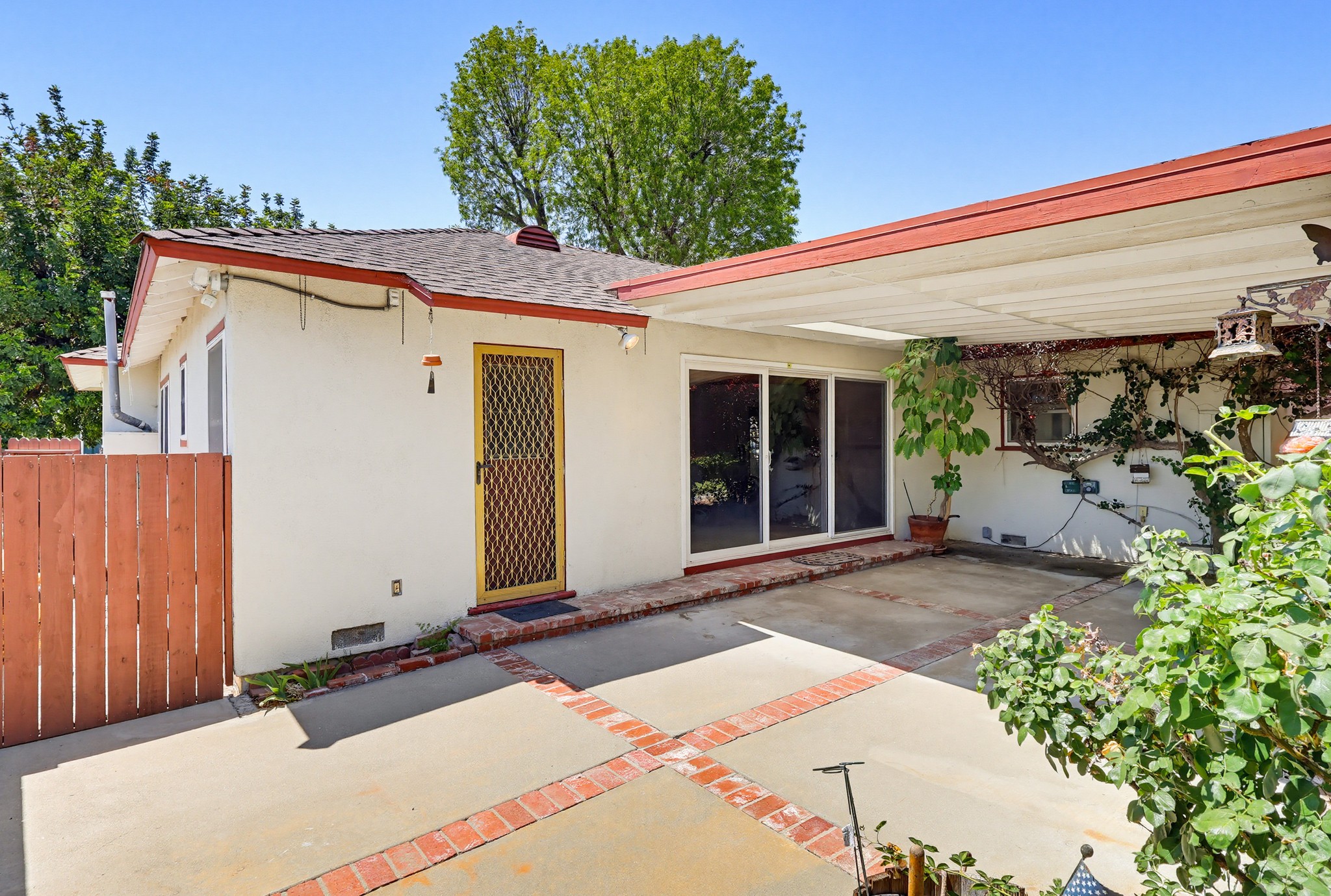 Virtual tour photo 67 of 88 for 7508 Paso Robles Ave