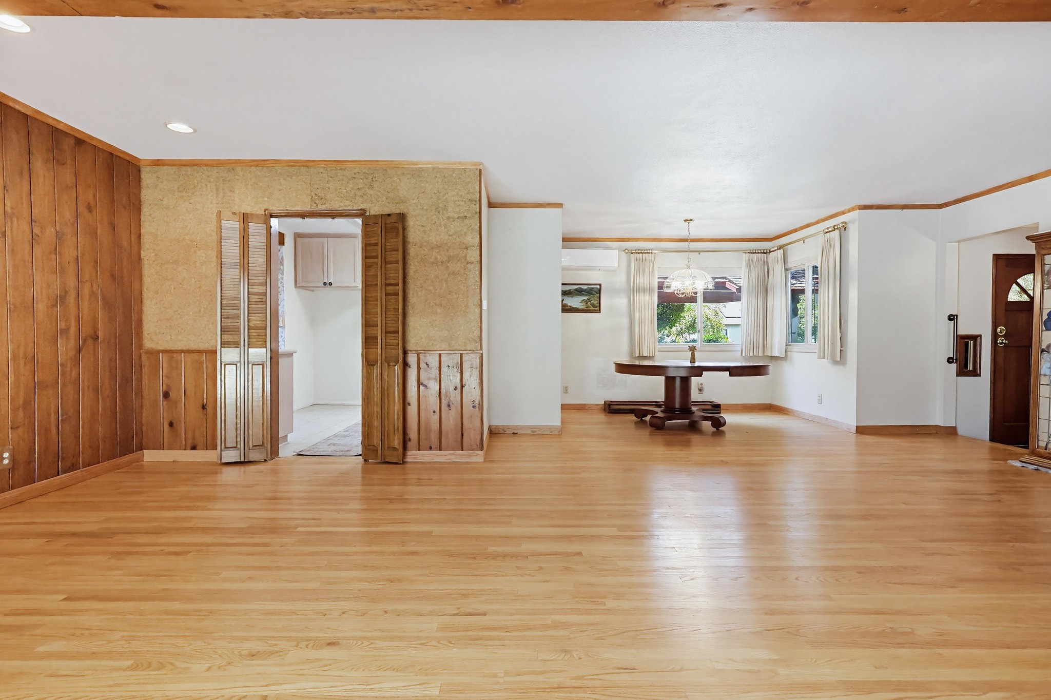 Virtual tour photo 102 of 114 for 7508 Paso Robles Ave