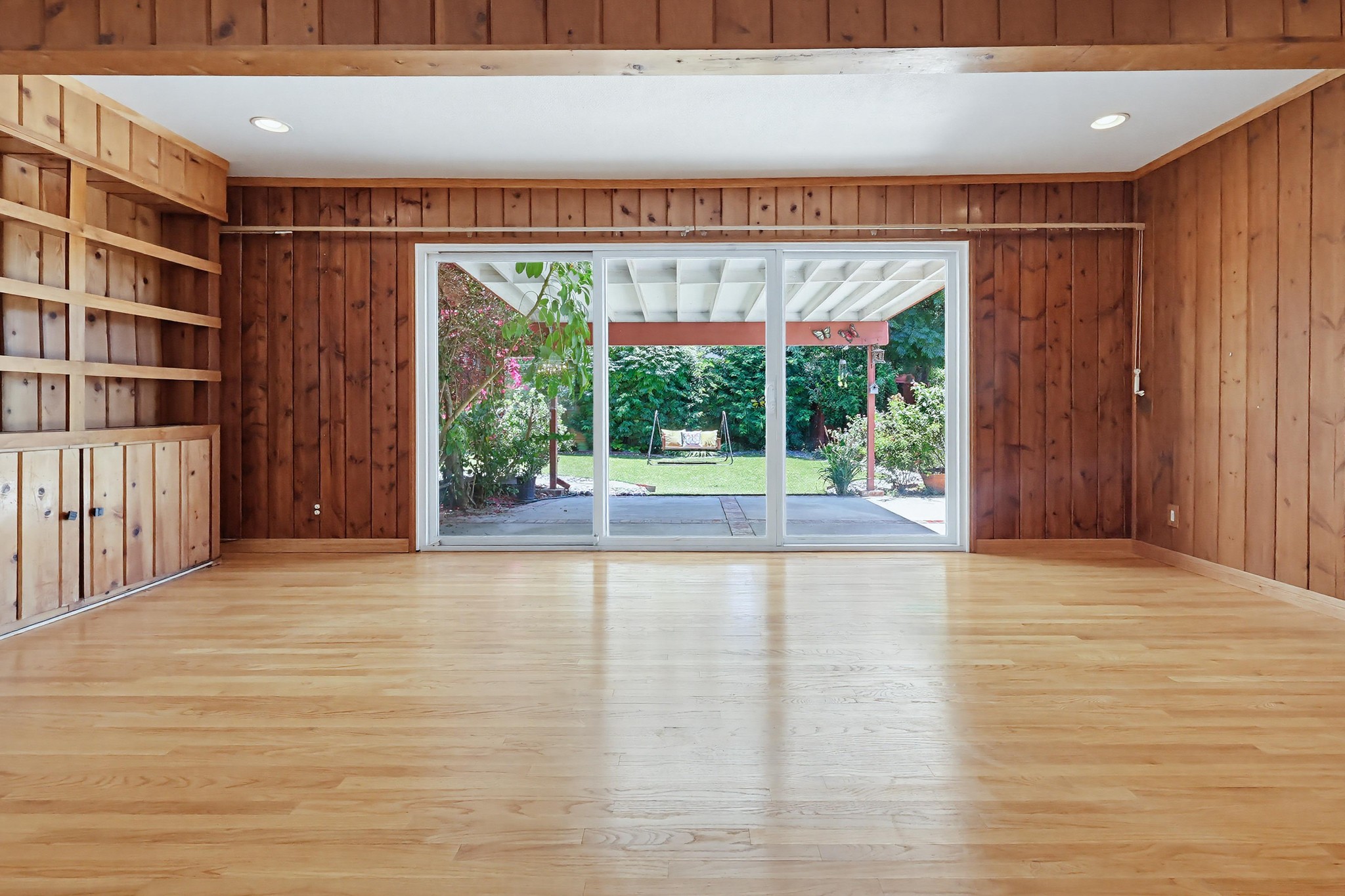Virtual tour photo 106 of 114 for 7508 Paso Robles Ave