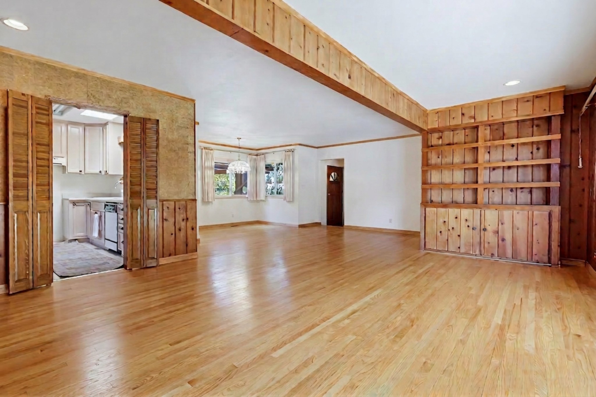 Virtual tour photo 17 of 83 for 7508 Paso Robles Ave