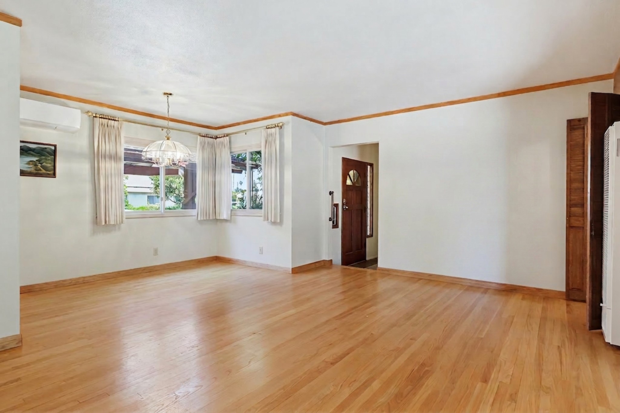 Virtual tour photo 19 of 83 for 7508 Paso Robles Ave