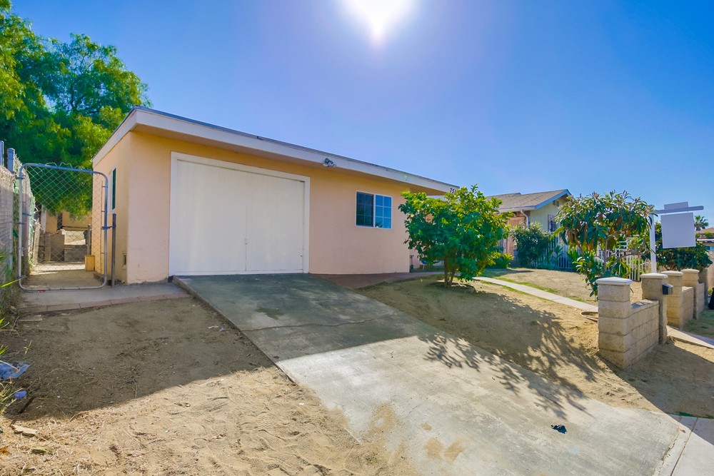 Virtual tour photo 3 of 47 for 751 Jewell Dr