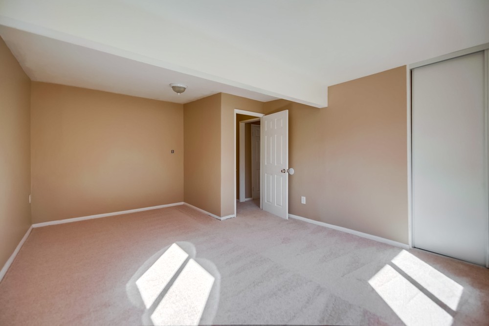 Virtual tour photo 34 of 47 for 751 Jewell Dr