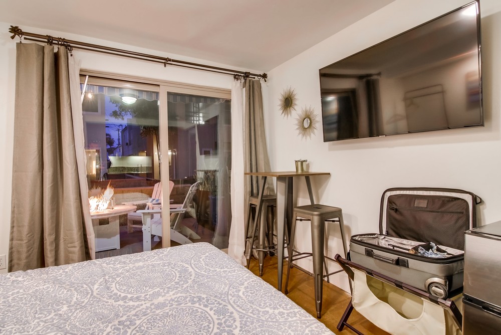 Virtual tour photo 34 of 57 for 751 Zanzibar Ct