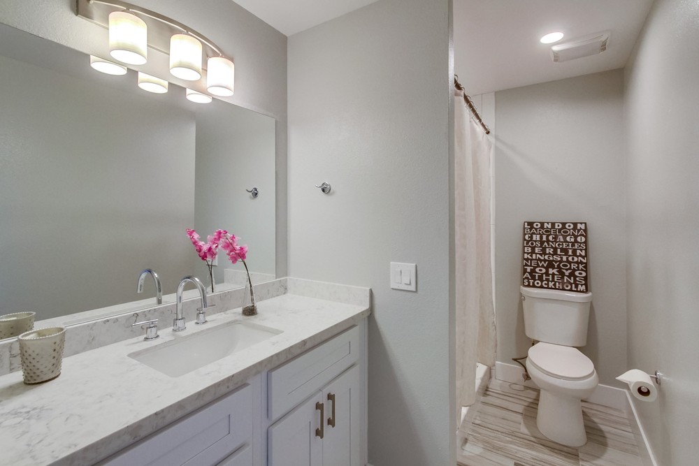Virtual tour photo 24 of 40 for 7533 Jennite Dr