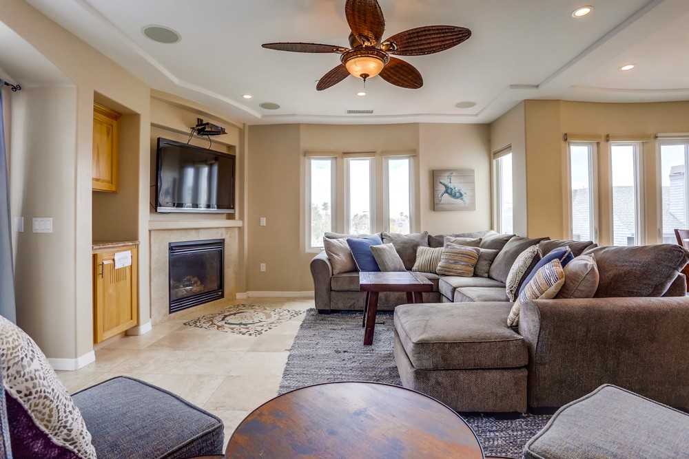Virtual tour photo 8 of 40 for 754 Devon Ct